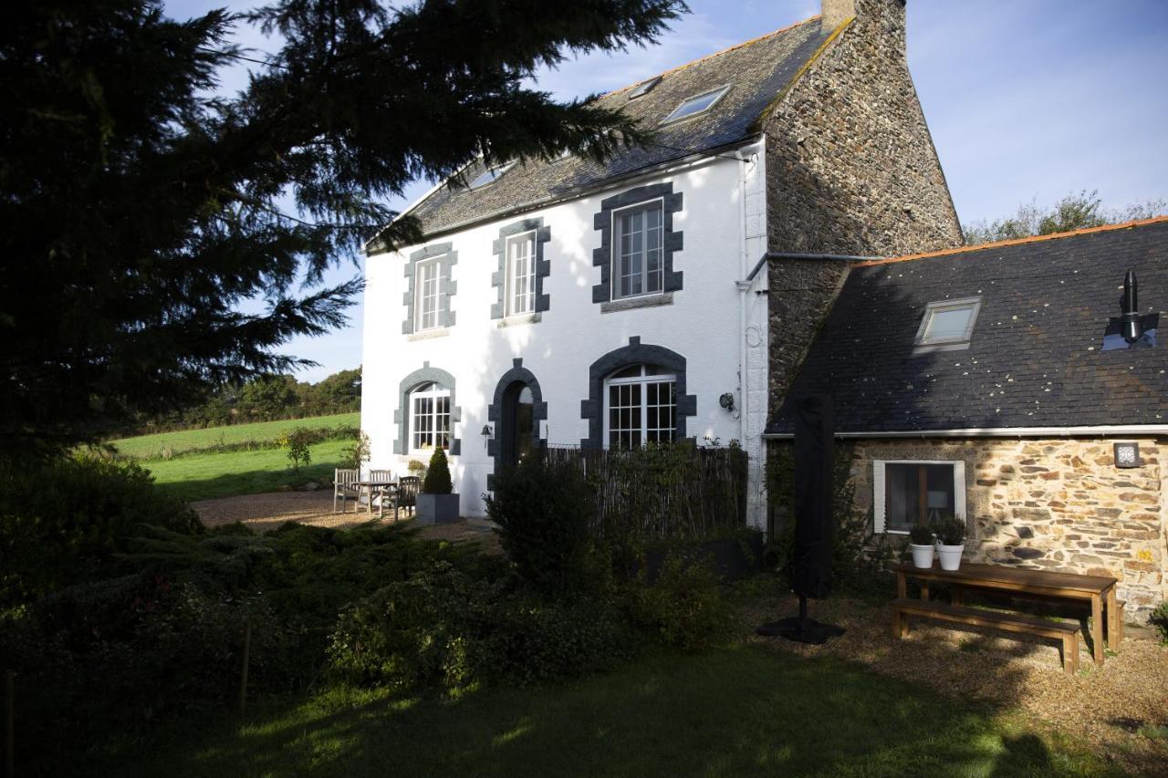 La Colline Des Renards Chambres Locmaria-Berrien Exterior photo